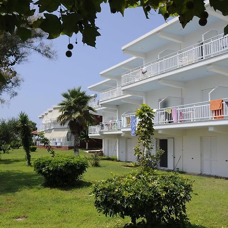 Apartments Hotel Alexandros Arkoudi Buitenkant foto
