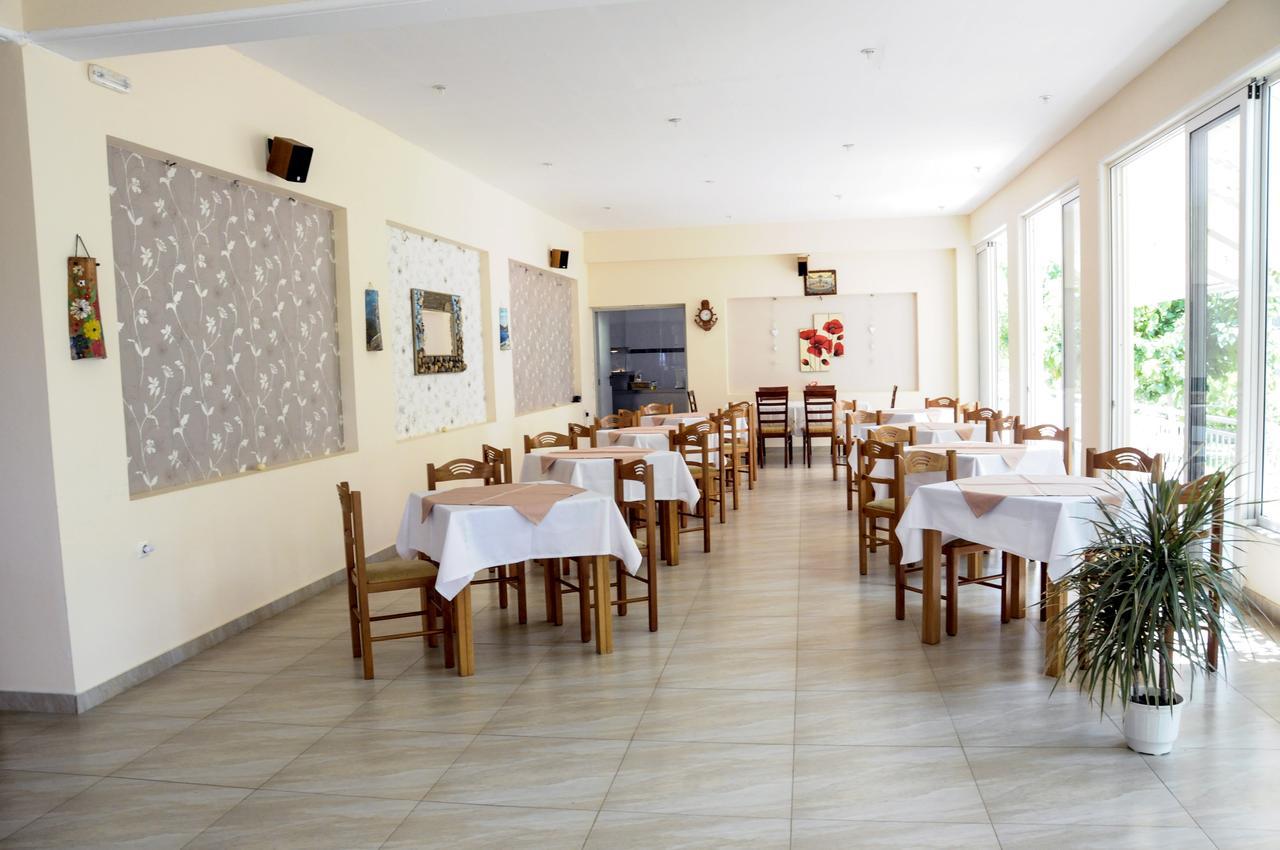 Apartments Hotel Alexandros Arkoudi Buitenkant foto