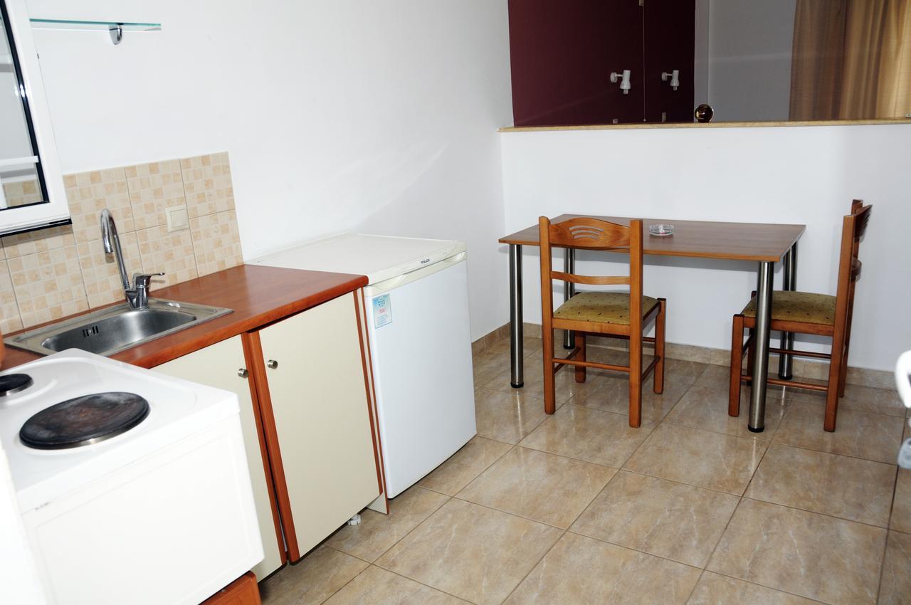 Apartments Hotel Alexandros Arkoudi Buitenkant foto