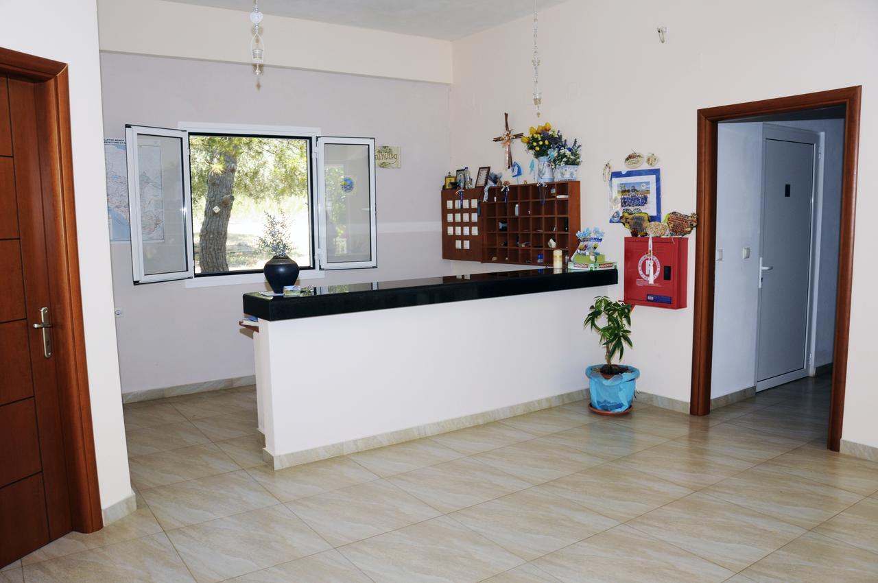 Apartments Hotel Alexandros Arkoudi Buitenkant foto