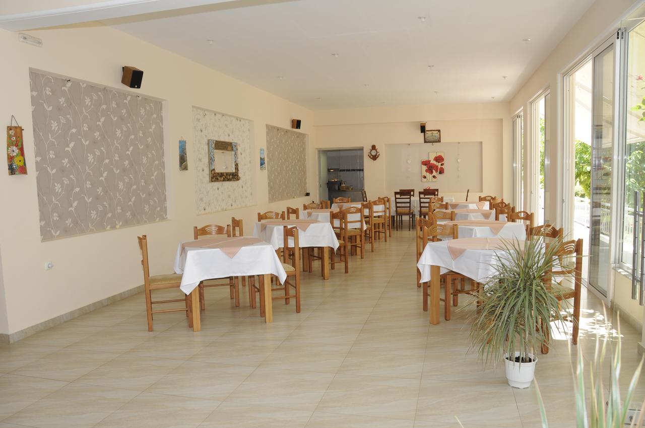 Apartments Hotel Alexandros Arkoudi Buitenkant foto